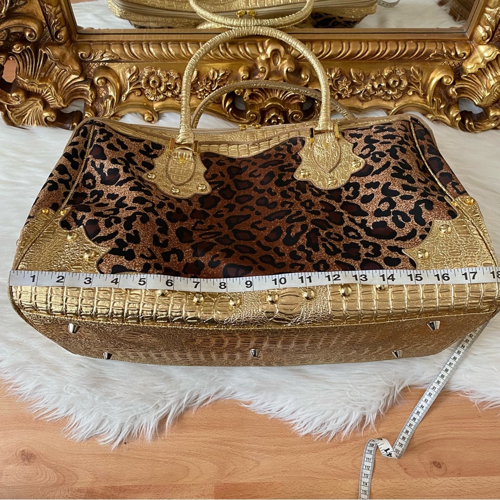 Leopard Gold Croc Embossed Large Carry Bag - Picture 8 of 13